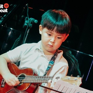 Khóa học Ukulele (Lớp tập thể)