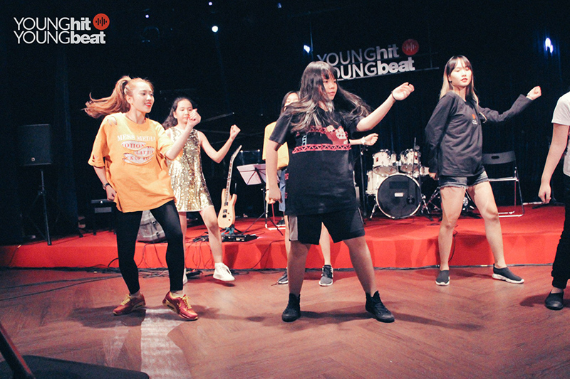 Nhảy hiện đại - Dance freestyle (Lớp tập thể)